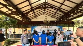 Nasabah Bank di Salatiga Kehilangan Rp750 Juta Lewat Modus KTP Palsu, Polisi Bongkar Sindikat Antarprovinsi Bank 1