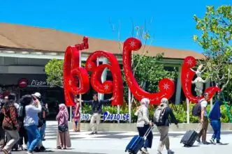 Ilustrasi wna di bali