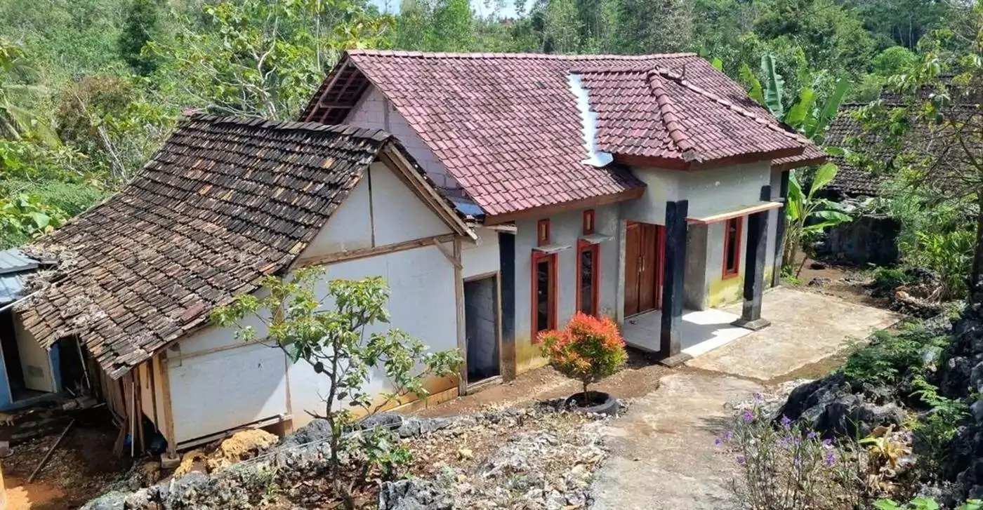 Penampakan rumah yang dibeli dari uang curian