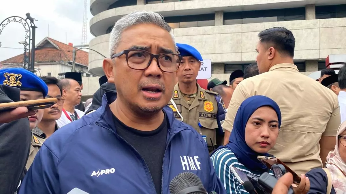 Wali kota bandung muhammad farhan