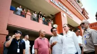 Widiyanti putri wardhana mengunjungi pasar kumbasari