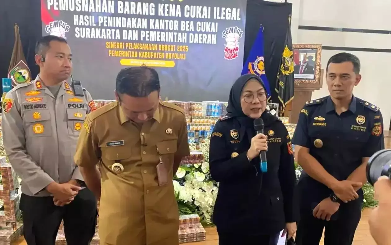 Bea Cukai Surakarta Musnahkan Barang Ilegal Senilai Rp17,9 Miliar di Boyolali Bea cukai surakarta musnahkan barang ilegal senilai rp17,9 miliar di boyolali