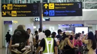 Harga tiket pesawat turun 13–14 persen untuk libur natal dan tahun baru, ini penjelasan pemerintah