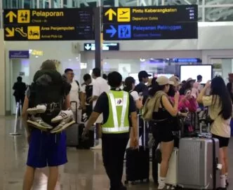 Harga tiket pesawat turun 13–14 persen untuk libur natal dan tahun baru, ini penjelasan pemerintah