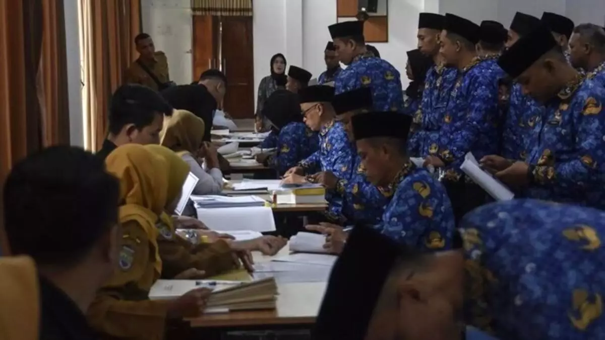 Menkeu Buka Peluang Kenaikan Gaji ASN pada 2026, Tapi Belum Ada Kepastian Isu kenaikan gaji asn 2026 mencuat, pemerintah masih belum pastikan