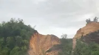 Longsor di banyumas hantam permukiman dekat tambang semen, tak ada korban jiwa