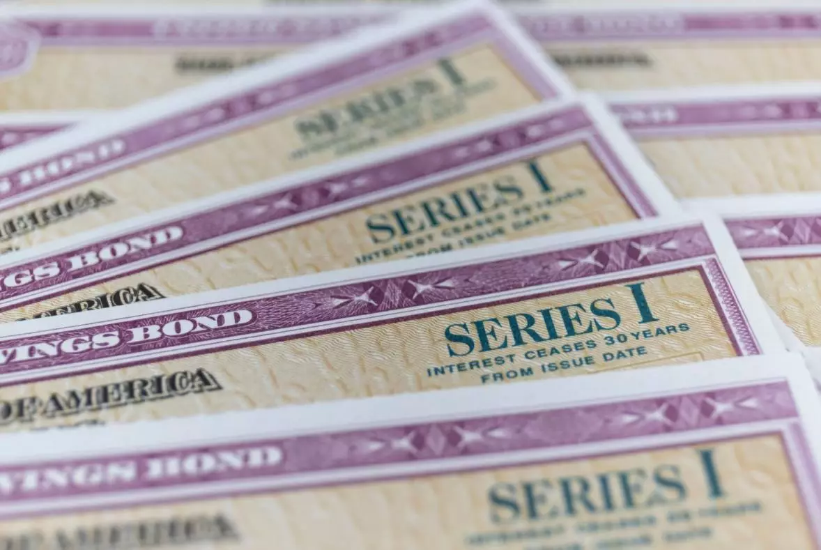 Pemerintah Terbitkan Global Bonds USD dan Euro, Raup Dana 42 Triliun Surat utang negara