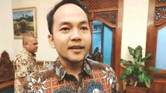 Wali kota solo respati ardi