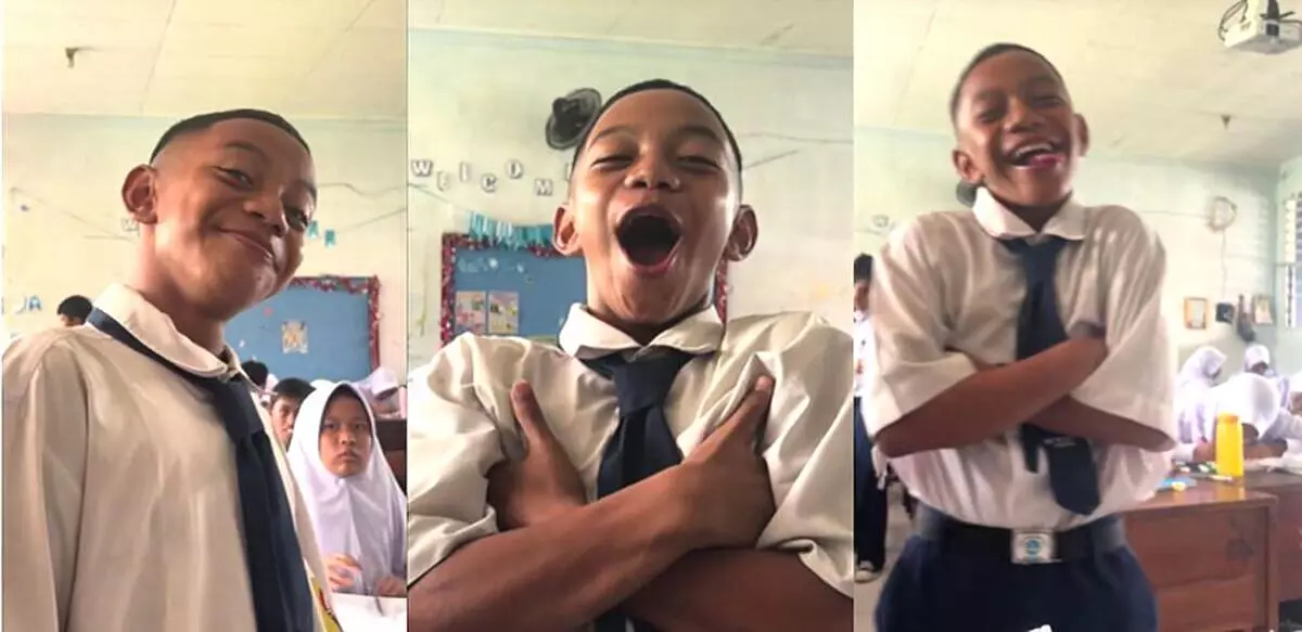 Viral Bocah Mirip Kylian Mbappé Lahap Makan MBG, Netizen: Kylian Mbege Bocah smp kylian mbappe