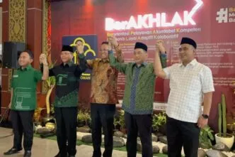 SK Baru Disahkan, Dualisme Kepengurusan PPP Resmi Berakhir, Mardiono Ketua Umum dan Agus Suparmanto Wakilnya Dua kubu partai persatuan pembangunan (ppp) sepakat untuk berdamai atau islah
