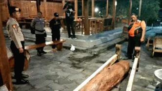 Bobot Kentongan Kayu yang Menimpa Bocah 6 Tahun di Kulon Progo Yogyakarta Ternyata Lebih dari 100Kg! Kentongan resto di kulon progo yang timpa bocah 6 tahun