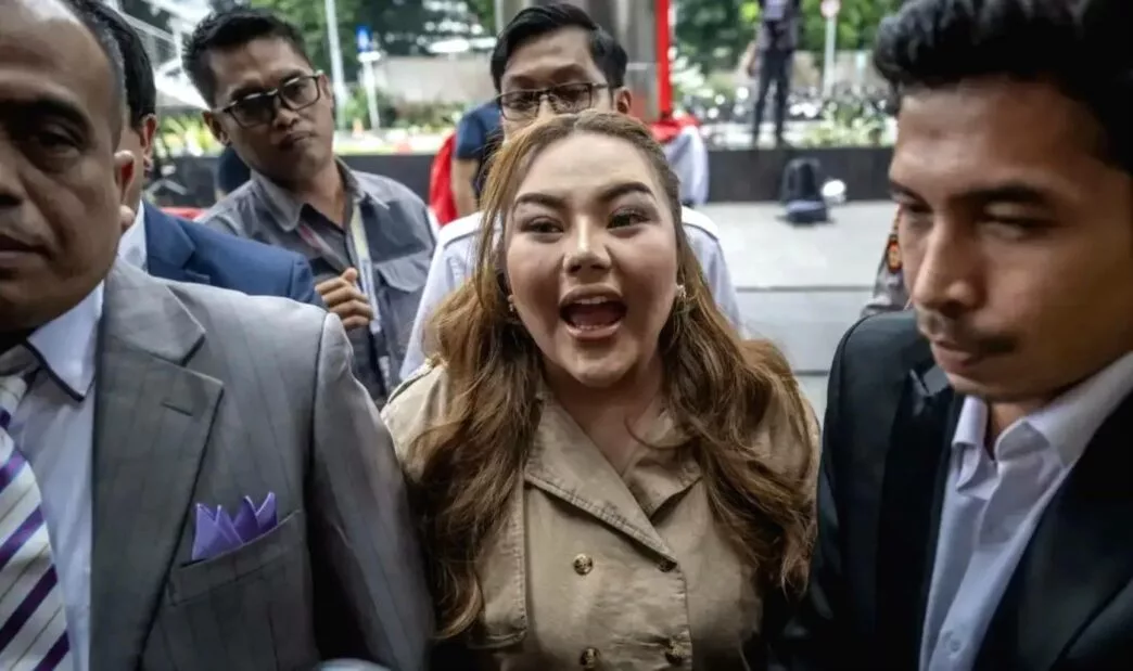 Lisa mariana ditetapkan tersangka
