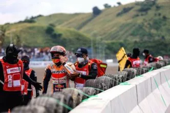 “Mustahil Tidak Terluka” — Gravel Sirkuit Mandalika Dikritik Usai Marquez Alami Crash dan Cedera Mandalika after crash