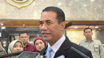 Menteri pertanian andi amran ancam distributor pupuk yang naikkan harga