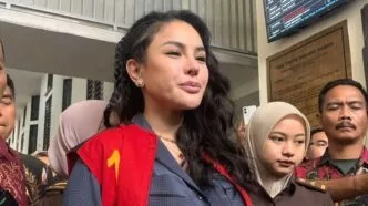 Nikita mirzani pede divonis bebas