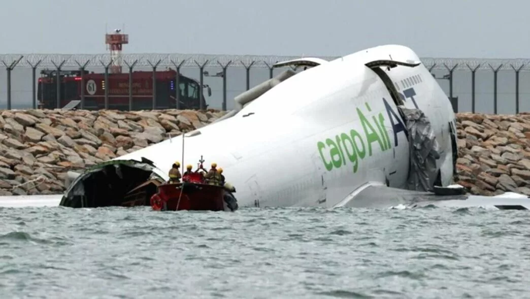 Pesawatkargohong kong crashairline