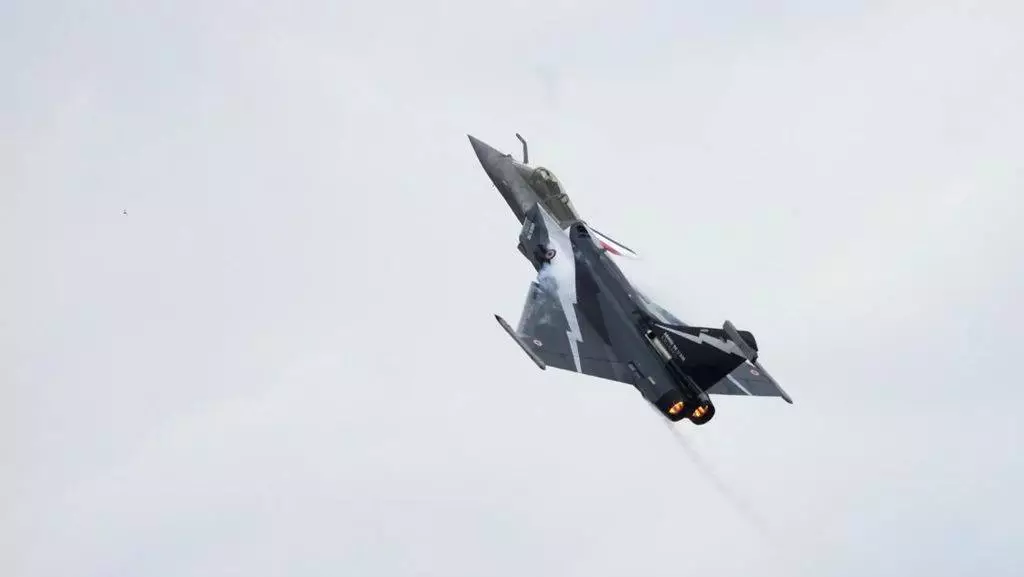 Peswat tempur dassault rafale tni au