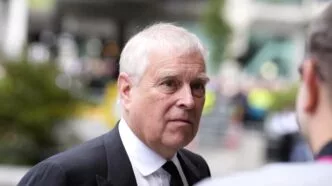 Prince andrew duke of york melepas seluruh gelar kebangsawanan inggris