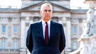 Raja charles resmi cabut seluruh gelar pangeran andrew dan usir dari istana monarki inggris