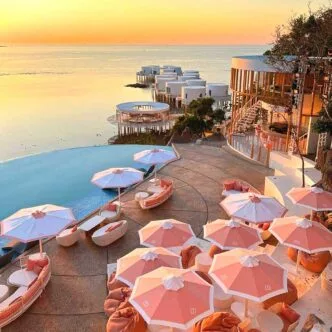 69 Beach Club & Pinky Bar