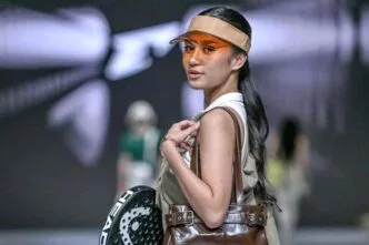 Pemilihan Azizah Salsha di JFW 2025 Bikin Erspo Dikecam, Brand Minta Maaf Erspo Minta Maaf usai Dikritik Tak Becus Pilih Talent karena Gaet Azizah Salsha di JFW
