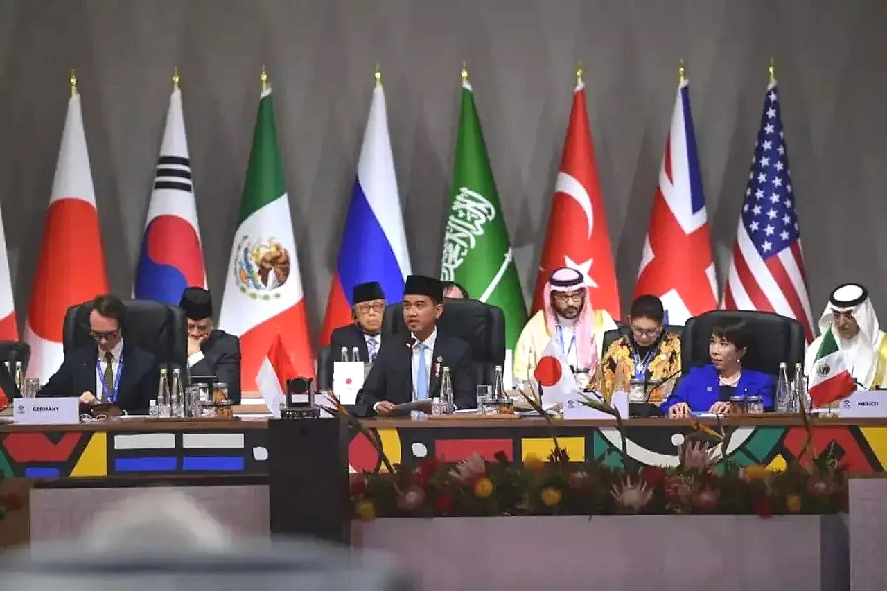 KTT G20 di Afrika Selatan: Wapres Gibran Tekankan Kemitraan Global yang Memberdayakan dan Tidak Mendikte Gibran Rakabuming di KTT G20 Indonesia Fokus pada Keadilan Ekonomi dan Pemberdayaan Global