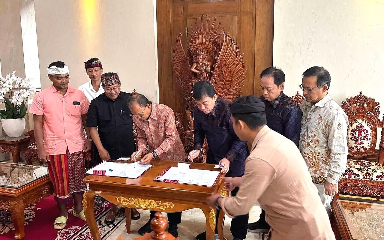 Nama Domain .bali Segera Hadir! Simbol Kedaulatan Digital dan Penguatan Branding Bali di Level Global Pandi dan Pemprov Bali resmikan kesepakatan domain .Bali