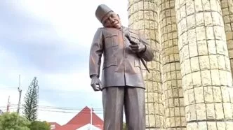 Patung Bung Karno di Indramayu Miring kepalanya Dinas Segera Perbaiki