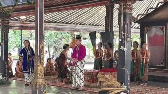 Prosesi Pengukuhan PB XIV di Keraton Solo Sepi Pejabat, Ini Faktanya