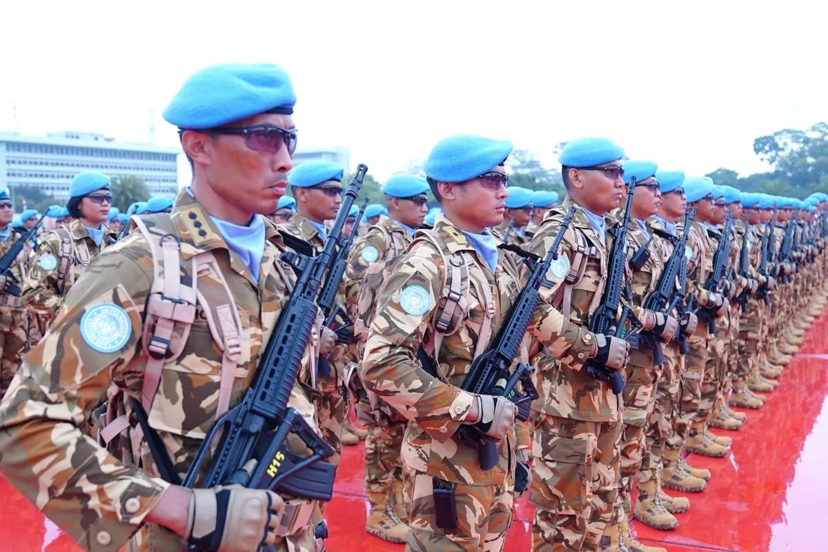 TNI Siapkan 20.000 Prajurit untuk Misi Perdamaian Gaza 2025, Kompetensi Personel Berpengalaman Termasuk Fasilitas RS Lapangan dan Alat Berat Zeni TNI Ungkap Persiapan Pasukan Perdamaian Gaza 2025, Termasuk Fasilitas RS Lapangan dan Alat Berat Zeni