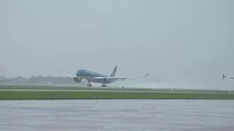 Topan Kalmaegi Berdampak pada Transportasi Udara Vietnam, Lebih dari 50 Penerbangan Tertunda