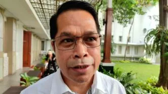 Direktur jenderal minyak dan gas dirjen migas kementerian esdm laode sulaeman