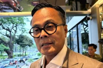 Donny iskaria merger bumn karya diundur