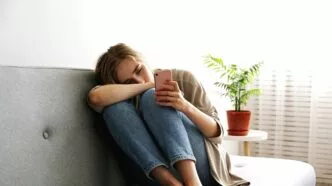 Fenomena kesepian digital