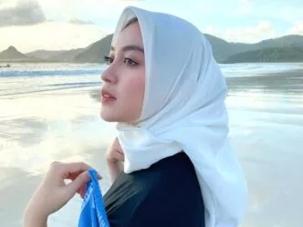 Nabilah Ayu eks JKT48 Cerita Pengalaman Mengesankan di Perbatasan Yordania, Dianggap Warga Palestina oleh Petugas Imigrasi Nabilah ayu eks jkt48