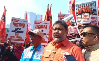 Tolak upah minimum versi pemerintah, partai buruh ancam mogok nasional