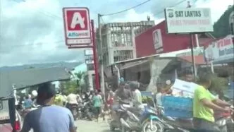 Warga tapanuli tengah jarah minimarket hingga konter hp