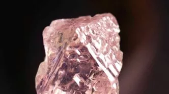 Berlian Pink Fancy Intense 108 Karat Ditemukan di Tambang Kao Lesotho
