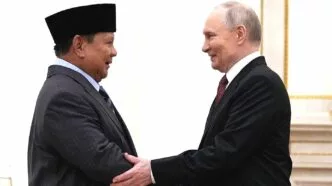 Bertemu Prabowo di Moskow, Putin Janji Kunjungi RI