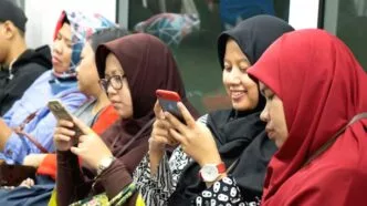 Data Terbaru We Are Social 80,5 Persen Warga Indonesia Sudah Online
