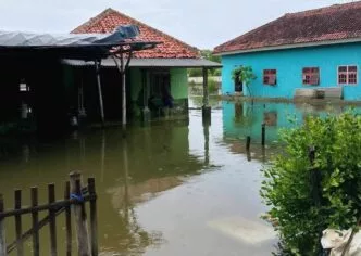 Super Moon Picu Banjir Rob, 18 RT di Jakarta Terendam, Status Pintu Air Waspada hingga Bahaya Jakarta Dilanda Banjir Rob, Pintu Air Pasar Ikan Masuk Status Bahaya