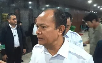 Kepala BMKGTeuku Faisal Fathani Waspadai Bibit Siklon Tropis di selatan Indonesia