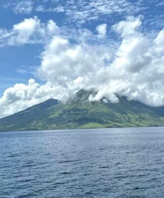 Pemuda Hilang di Gunung Sangiang Api NTB, Pencarian SAR Ditutup atas Permintaan Keluarga Kifen Hilang di Gunung Sangiang Api, Warga dan Relawan Tetap Berdoa