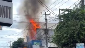 Pagi Hari, Coffee Shop di Jalan Monkey Forest Ubud Terbakar