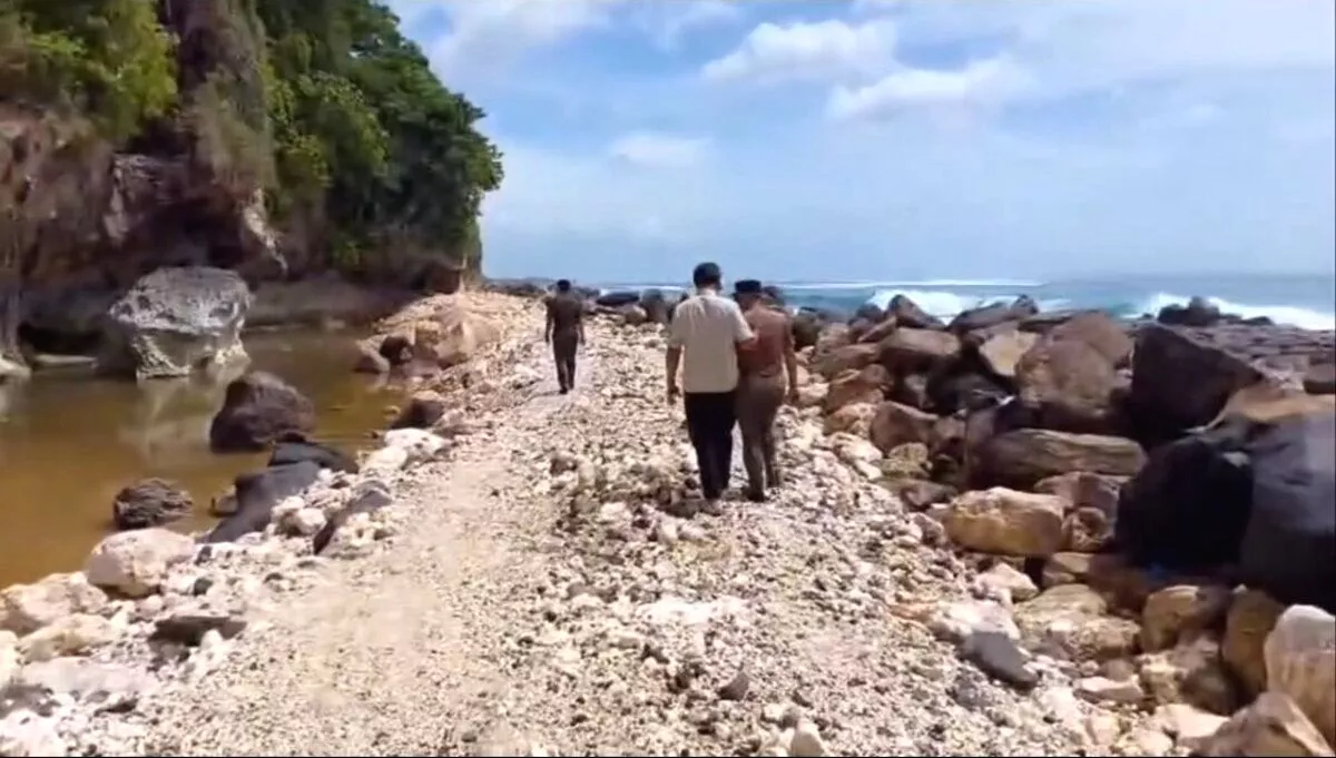Reklamasi Terselubung Sawangan, Pemerintah Badung Bali Siap Tindak Tegas Pelanggaran Pemerintah Badung Cek Lapangan Dugaan Reklamasi di Pesisir Sawangan