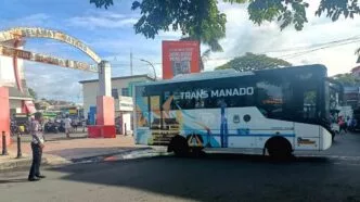 Polisi Tindak Tegas Sopir Mikrolet yang Mengadang Bus Trans Manado di Pusat Kota