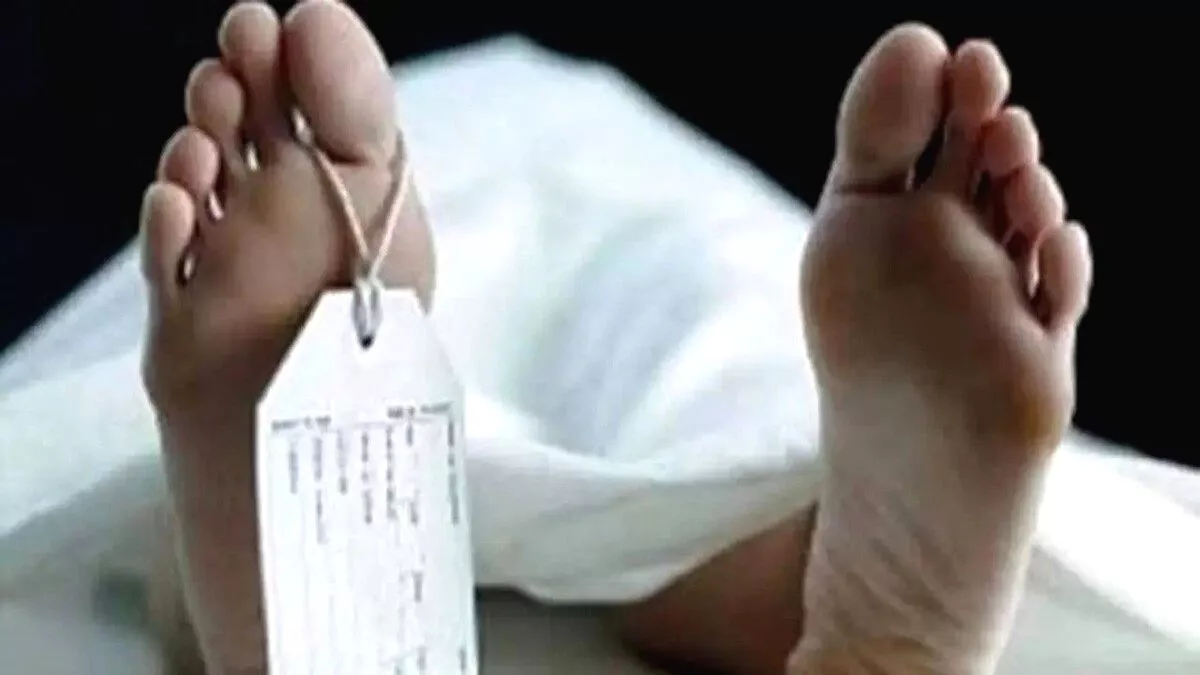Heboh Jenazah Tertukar di Tuban, Samuji yang Diumumkan Meninggal Tiba-Tiba Pulang Sehat Salah Identitas Jenazah di Tuban, Warga Siapkan Pemakaman Orang yang Masih Hidup