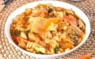 Seblak Enak tapi Berisiko, Ini Dampak Buruk Jika Dikonsumsi Setiap Hari