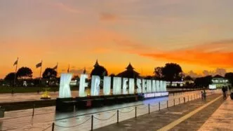Tidak ada Pesta Kembang Api Tahun Baru, Sebagai Gantinya Pemkab Kebumen Siapkan 20 Ribu Porsi Makanan Gratis untuk Warga Alun alun kebumen