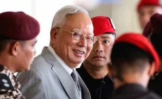 Mantan PM malaysia divonis165tahun penjara